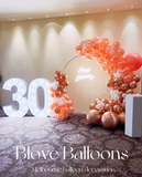 Melbourne 30 years old balloon garland party decoration